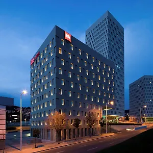 Ibis Barcelona Santa Coloma 2*, Santa Coloma de Gramanet İspanya